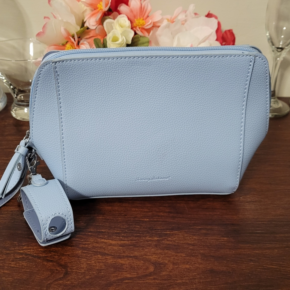 Tommy Bahama Light Blue Travel Bag With Hand Sanitizer Attachment